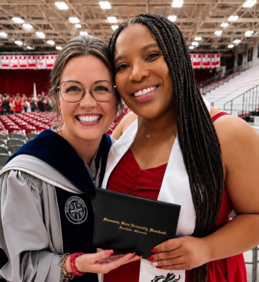 Dr. Julia Poplin named Honors College Faculty Fellow