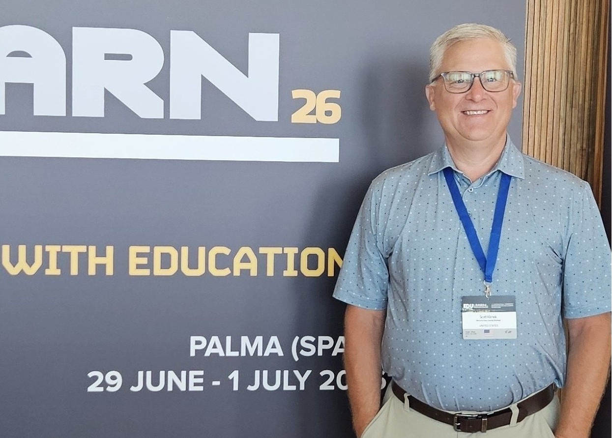 Dr. Scott Klimek presents The Kink in the Teacher Pipeline at international conference in Spain Dr. Scott Klimek presents The Kink in the Teacher Pipeline at international conference in Spain